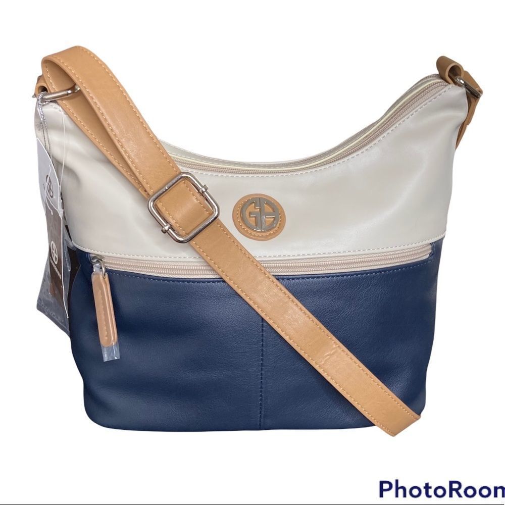 Giani Bernini Navy and Ivory Leather Bucket Hobo Bag NEW